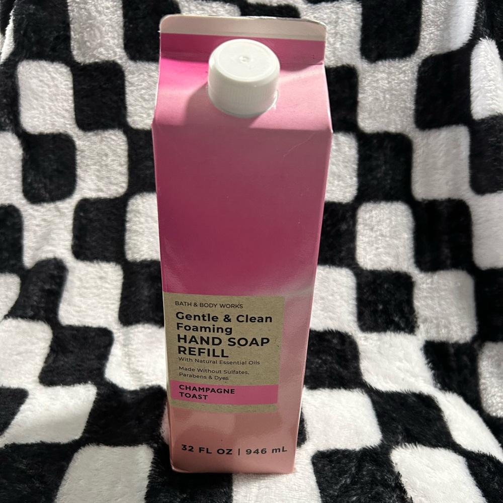 Bath & Body Works Hand Soap Refill Champagne Toast Scent